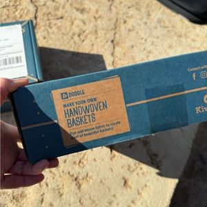 Kiwi Co. Doodle Crate Make Your Own handwoven basket- brand new! Kids craft kit